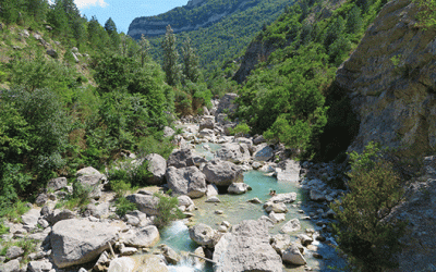 Vallee-de-la-Roanne-thumbnail